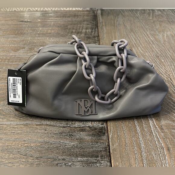 Badgley Mischka NWT Grey Wrapped Framed Clutch. - Picture 1 of 8